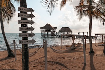The Lodge At Jaguar Reef