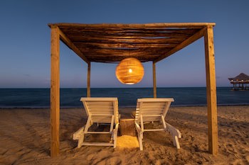 The Lodge At Jaguar Reef