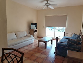 Hotel & Suites Las Palmas