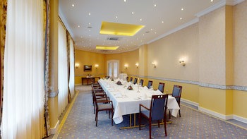 Hotel Oranien Wiesbaden galeri fotoğrafı