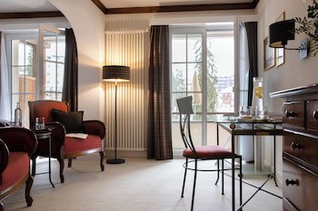 Adula Hotel