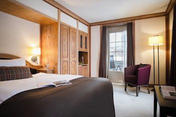Adula Hotel