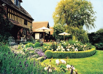 Langshott Manor