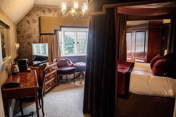 Langshott Manor