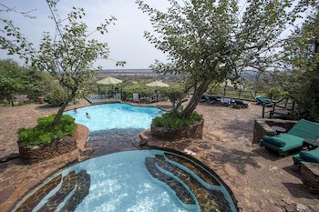 Kirawira Serena Camp