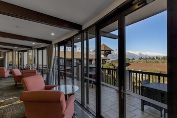 Copthorne Hotel And Resort Queenstown Lakefront
