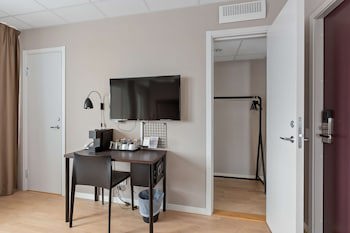 Best Western Arlanda Plus Park Airport Hotel