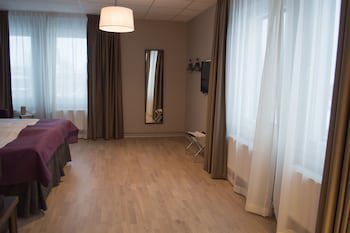 Best Western Arlanda Plus Park Airport Hotel
