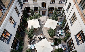 Coco Hotel