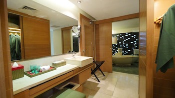 Cyberview Resort & Spa