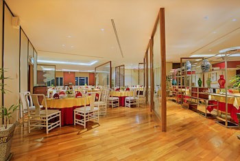 Parkroyal Yangon