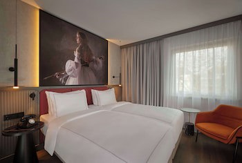 Radisson RED Berlin Kudamm galeri fotoğrafı