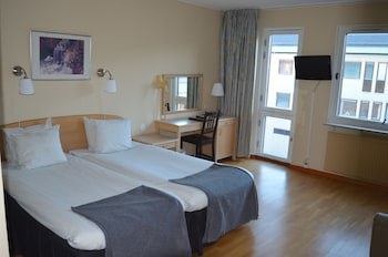 First Hotel Statt