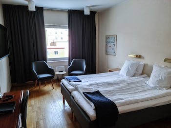 First Hotel Statt