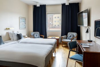 First Hotel Statt
