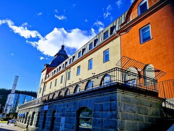 First Hotel Statt