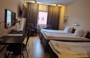 First Hotel Statt