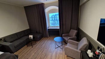 First Hotel Statt