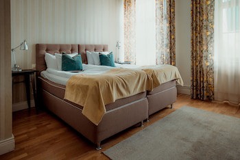 Sunlight Hotel Conference And Spa