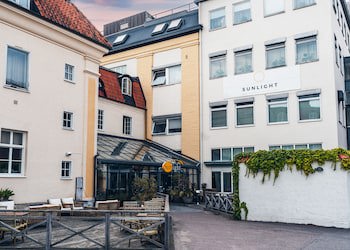 Sunlight Hotel Conference And Spa
