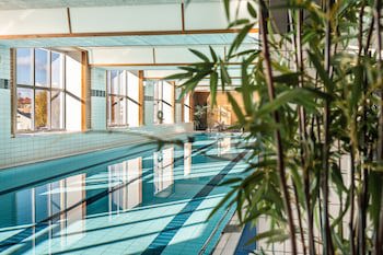 Sunlight Hotel Conference And Spa