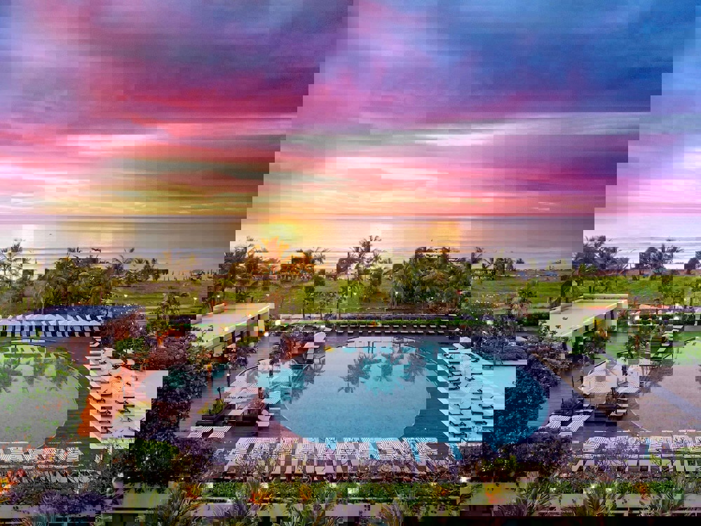 Pullman Phuket Karon Beach Resort