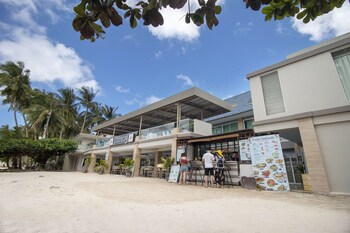 Estacio Uno Lifestyle Resort