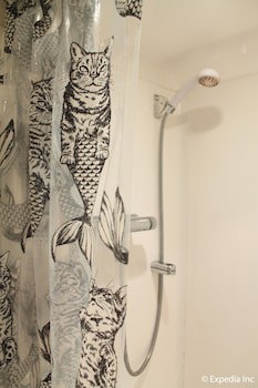 Colliers Hotel