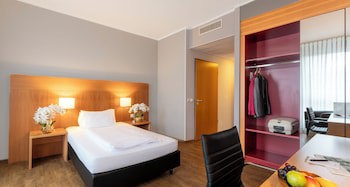 PLAZA Premium Koln galeri fotoğrafı