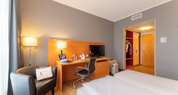 PLAZA Premium Koln galeri fotoğrafı