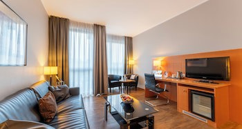 PLAZA Premium Koln galeri fotoğrafı