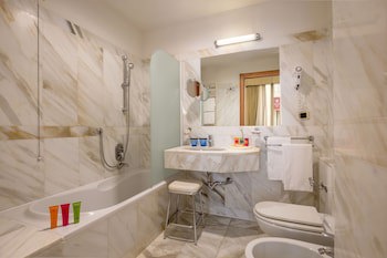 UNA Hotels Empire Roma galeri fotoğrafı