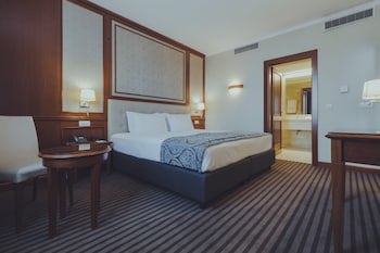 Holiday Inn Skopje, An Ihg Hotel