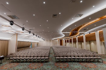 Holiday Inn Skopje, An Ihg Hotel