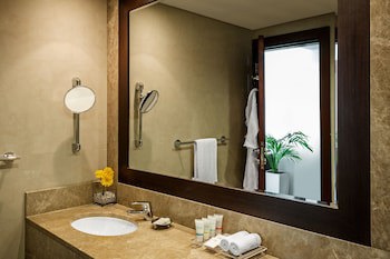 Four Points By Sheraton Sheikh Zayed Road, Dubai