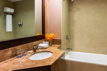 Four Points By Sheraton Sheikh Zayed Road, Dubai