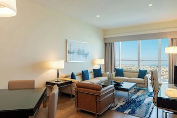 Four Points by Sheraton Sheikh Zayed Road, Dubai galeri fotoğrafı