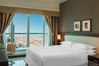 Four Points By Sheraton Sheikh Zayed Road, Dubai