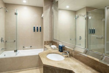 Four Points by Sheraton Sheikh Zayed Road, Dubai fotoğrafı
