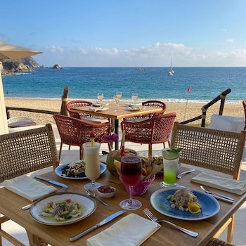Camino Real Zaashila Huatulco