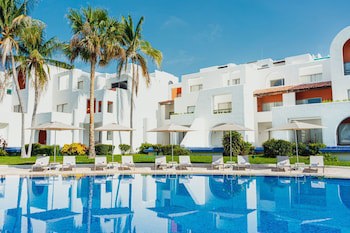 Camino Real Zaashila Huatulco