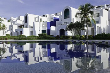 Camino Real Zaashila Huatulco