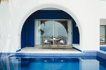 Camino Real Zaashila Huatulco