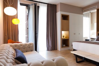 Alexandra Barcelona Hotel, Curio Collection By Hilton
