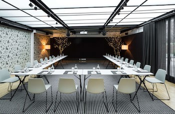 Alexandra Barcelona Hotel, Curio Collection By Hilton
