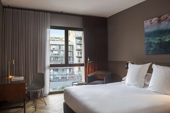 Alexandra Barcelona Hotel, Curio Collection By Hilton