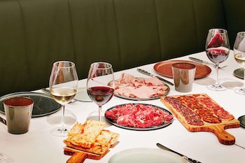 Alexandra Barcelona Hotel, Curio Collection By Hilton