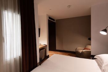 Alexandra Barcelona Hotel, Curio Collection By Hilton