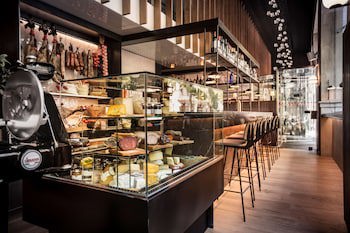Alexandra Barcelona Hotel, Curio Collection By Hilton