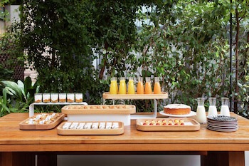 Alexandra Barcelona Hotel, Curio Collection By Hilton